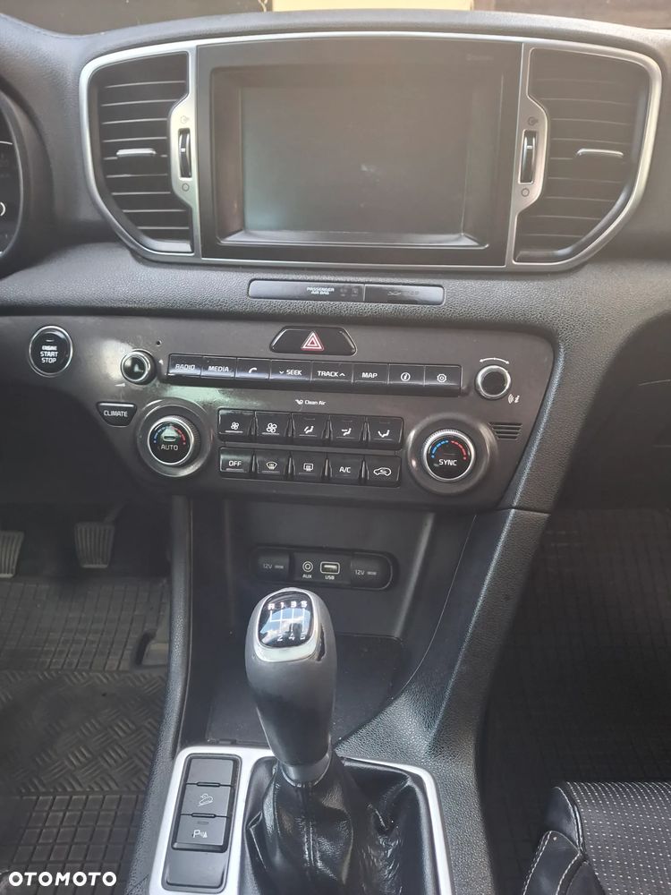 Kia Sportage 1.6 GDI L 2WD - 12