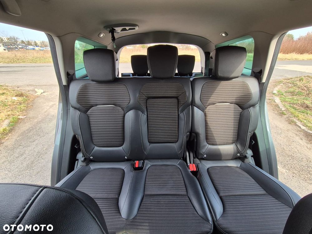 Renault Grand Scenic - 15