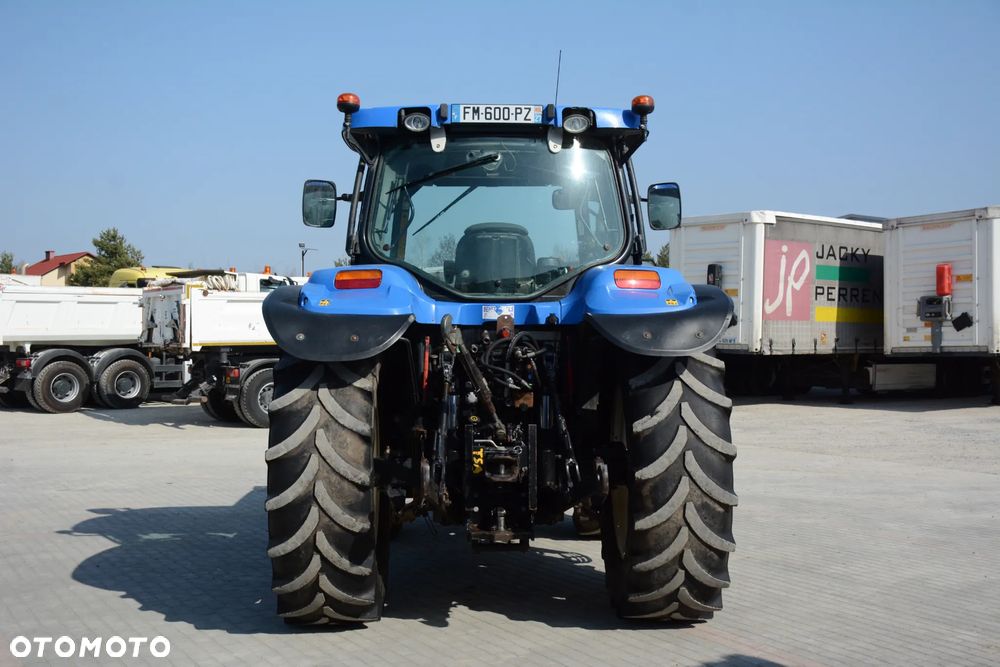 New Holland TSA.135 / 2004r. / Ładowacz czołowy / Tuz / Klima / Super stan - 6