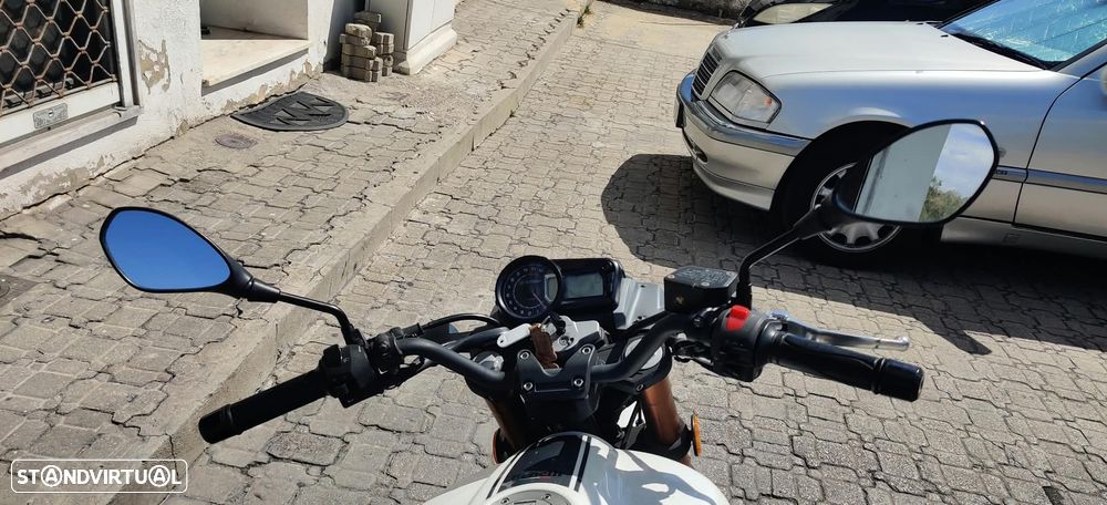 Keeway RKV 125 - 11