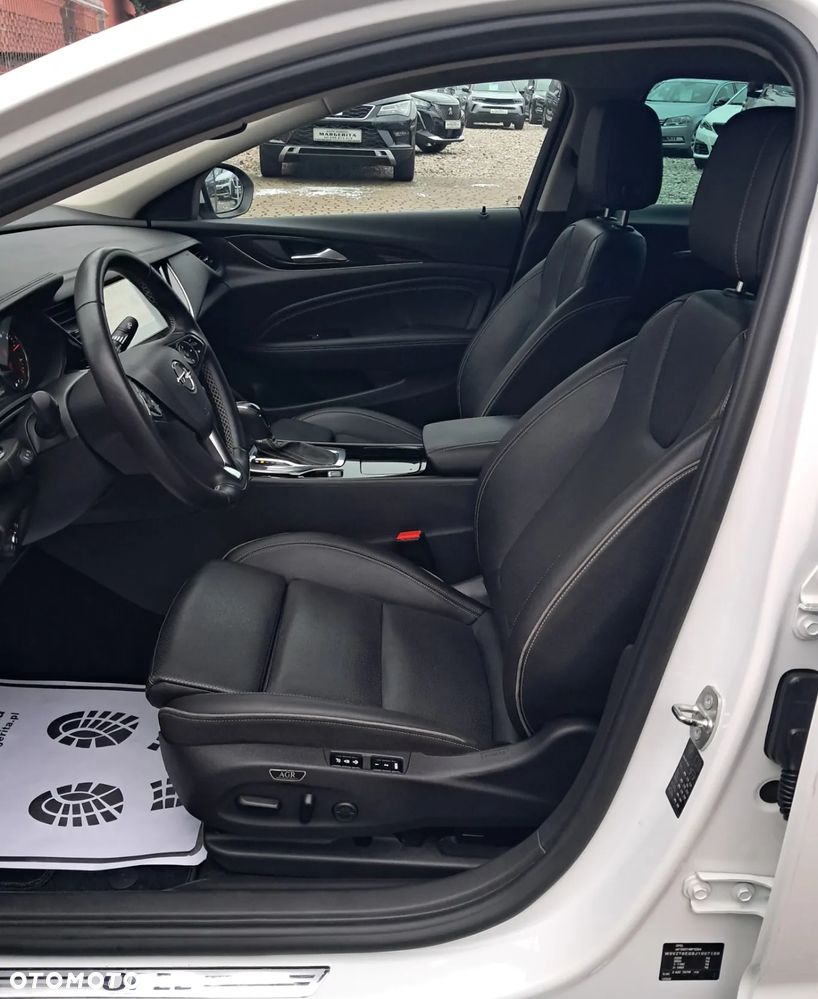 Opel Insignia 2.0 CDTI Cosmo - 9