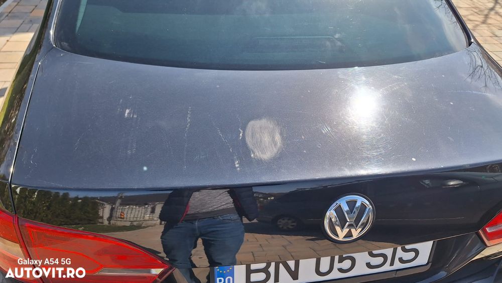 Volkswagen Jetta 1.4 TSI Trendline DSG - 12