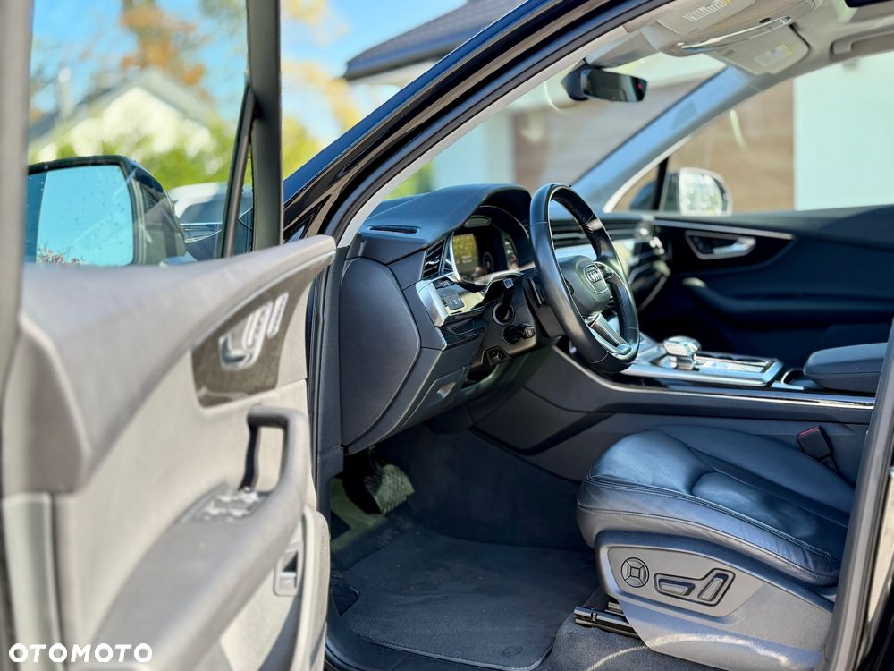 Audi Q7 55 TFSI quattro tiptronic S line - 15