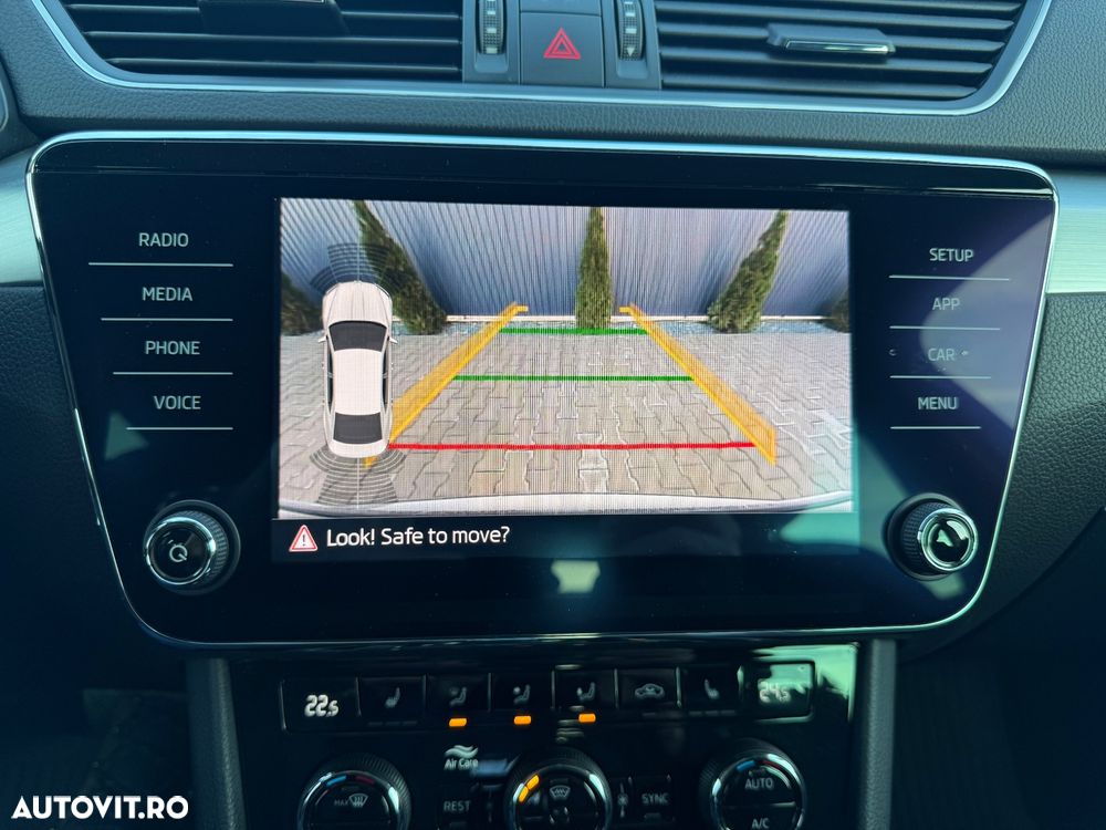 Skoda Superb 2.0 TDI DSG Active - 35