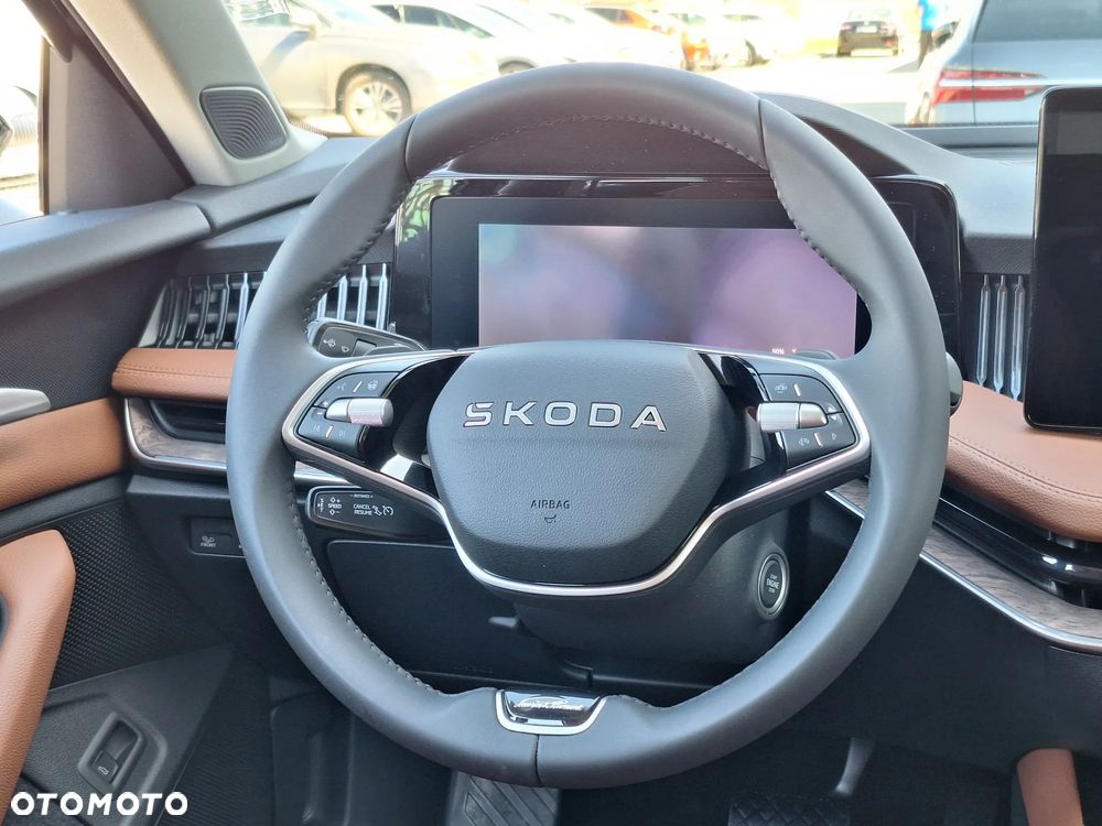 Skoda Superb 2.0 TDI SCR 4x4 L&K DSG - 20