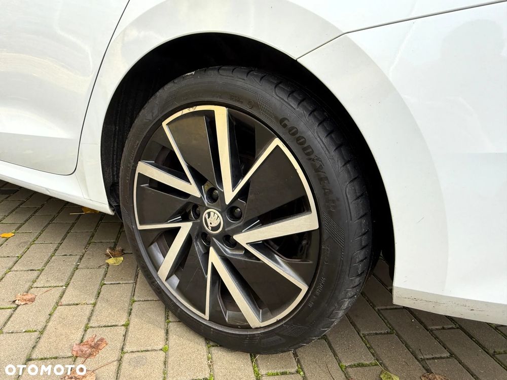 Skoda Octavia 1.5 TSI ACT Style - 33
