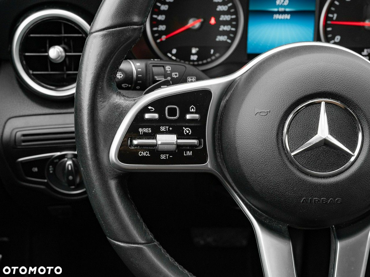Mercedes-Benz GLC 200 d - 17