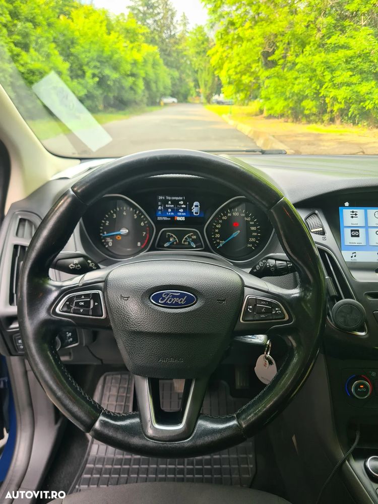 Ford Focus - 18