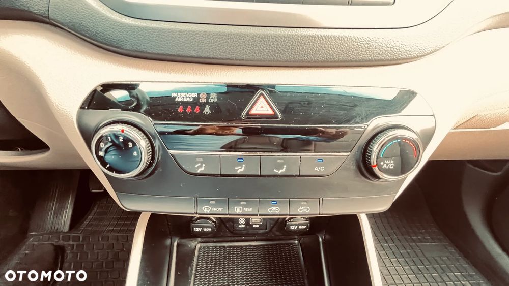 Hyundai Tucson 1.6 GDi Classic 2WD - 24