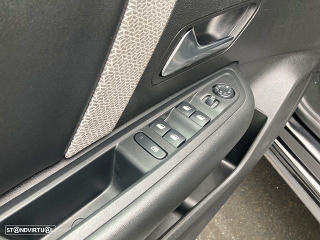 Citroën C4 1.5 BlueHDi Shine Pack EAT8 - 33