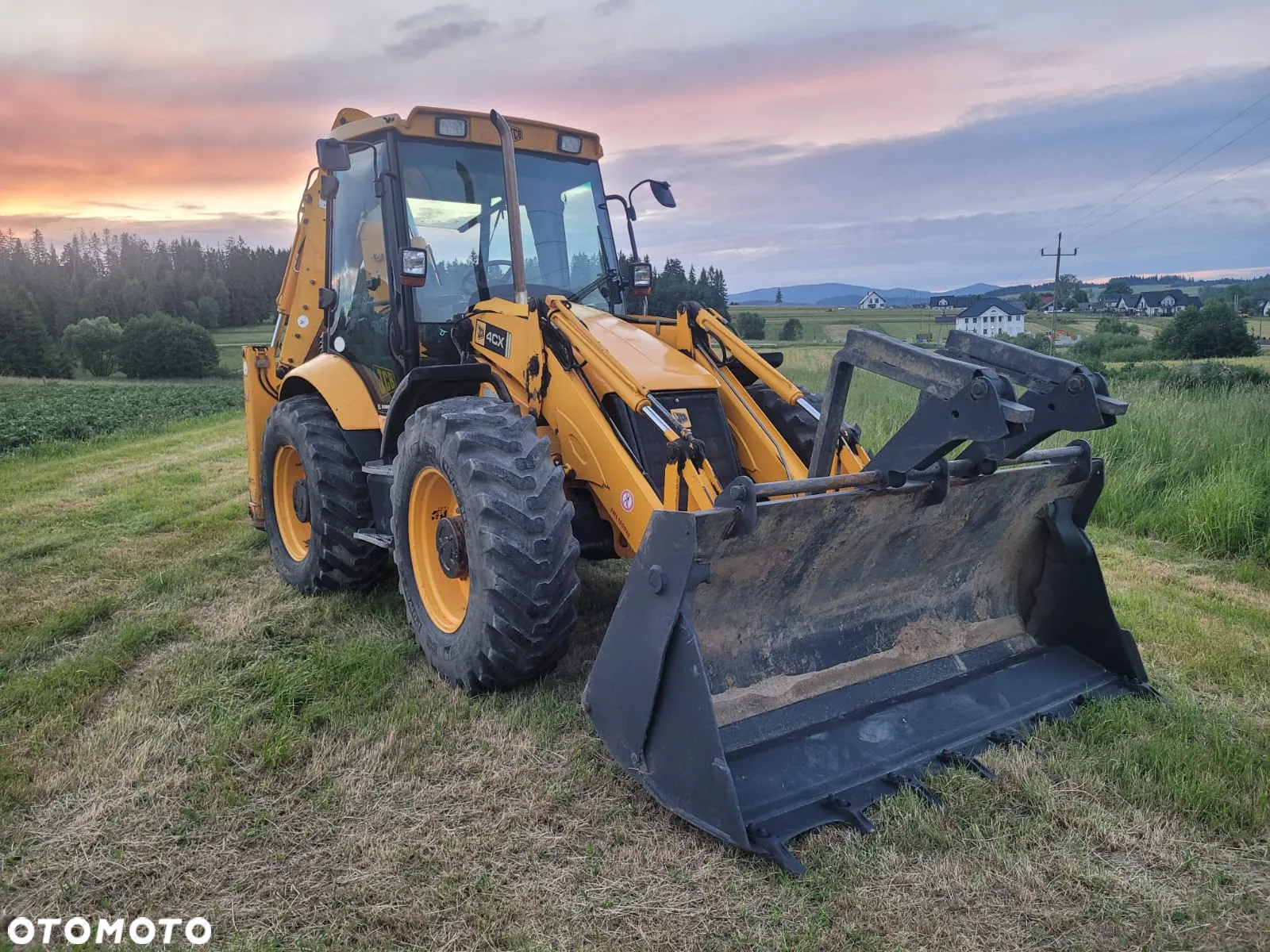JCB 4CX - 4
