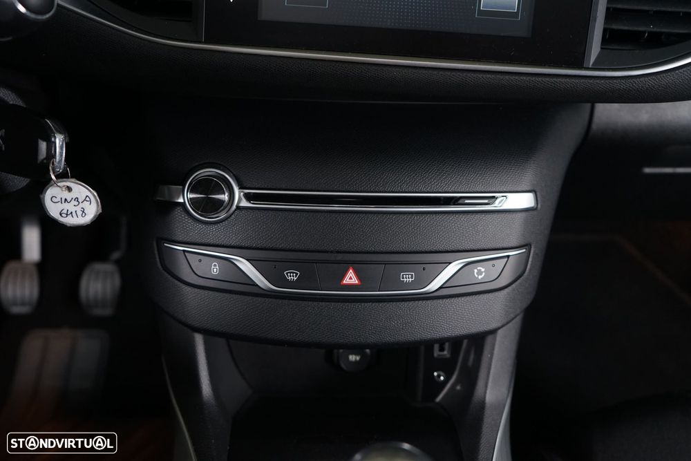 Peugeot 308 1.6 e-HDi Allure - 26