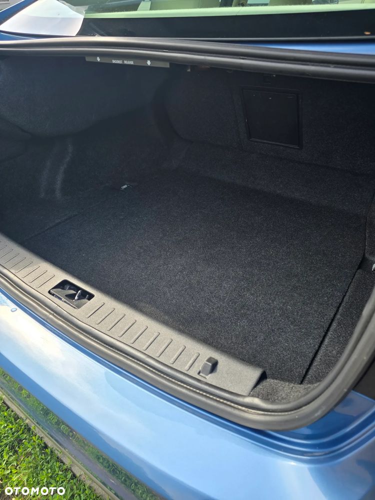Volvo S60 T5 Drive-E R-Design Momentum - 37