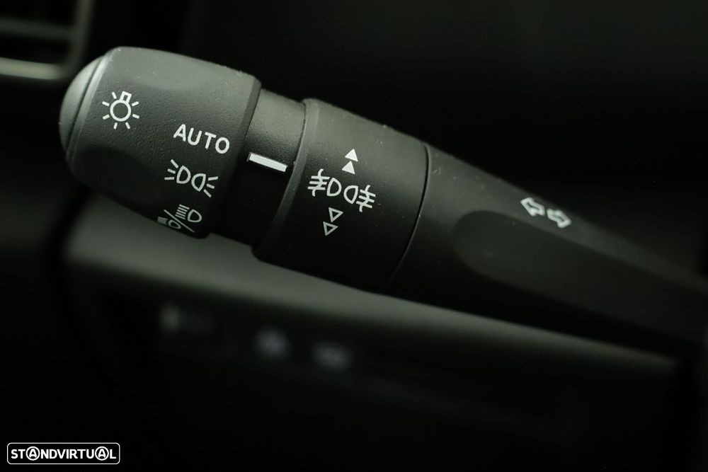 Citroën C4 1.2 PureTech Plus EAT8 - 17