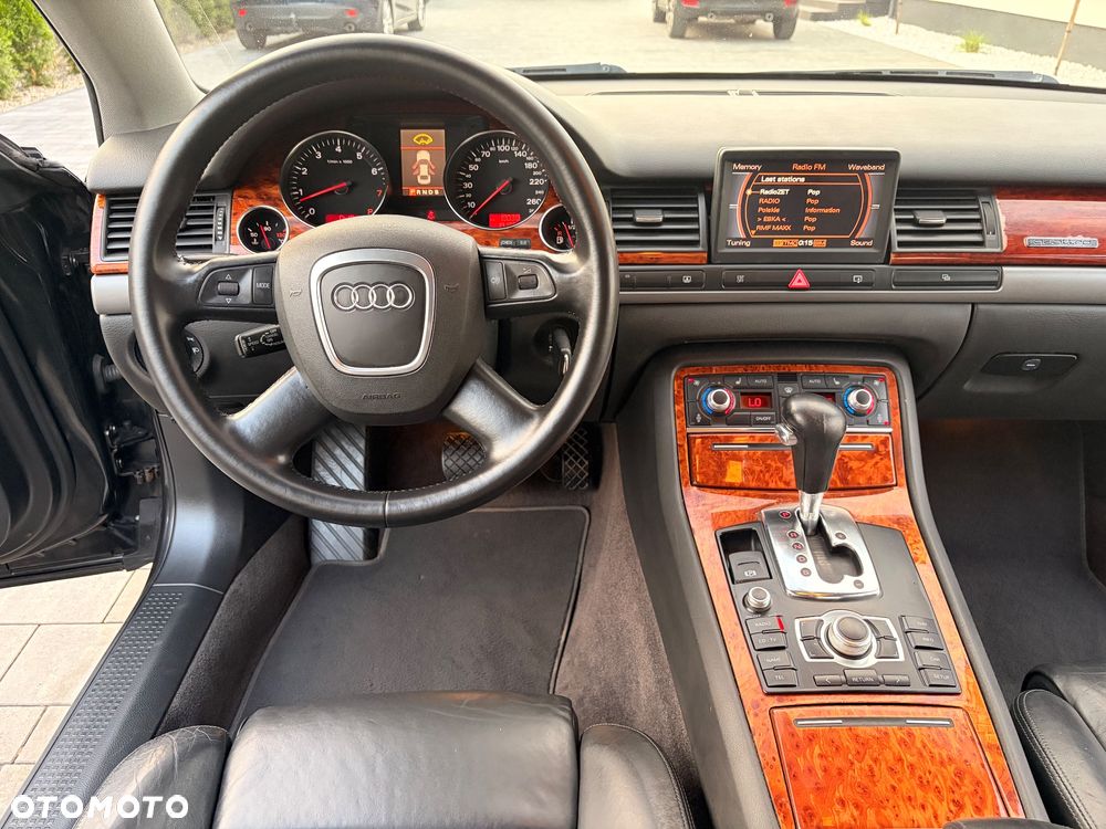 Audi A8 3.7 Quattro - 6