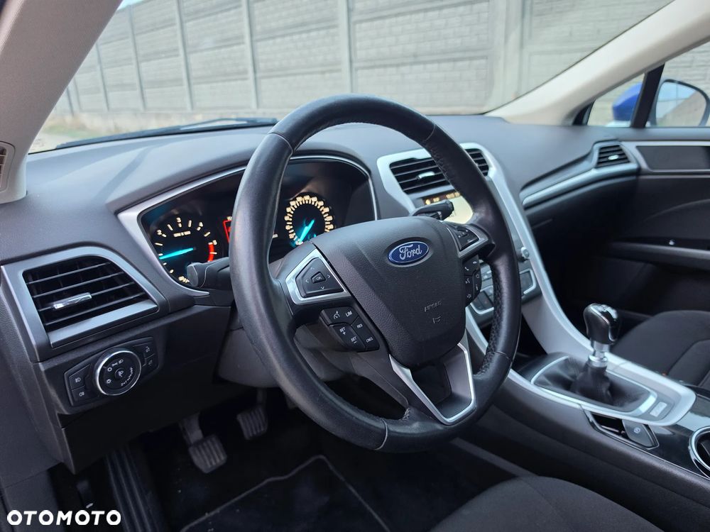 Ford Mondeo - 9