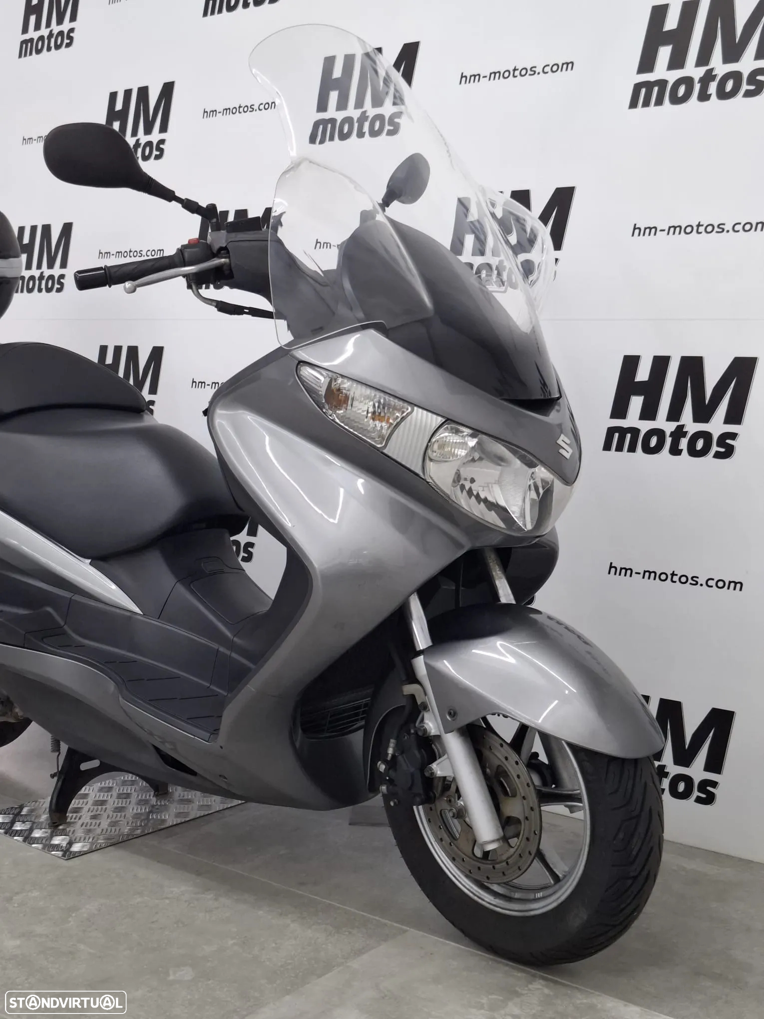 Suzuki Burgman 200 - 12