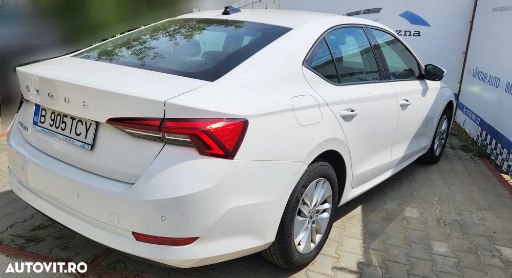 Skoda Octavia 2.0 TDI DSG Style - 13