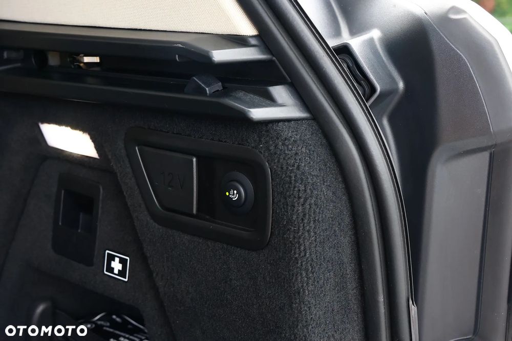 BMW X7 xDrive40d mHEV - 36