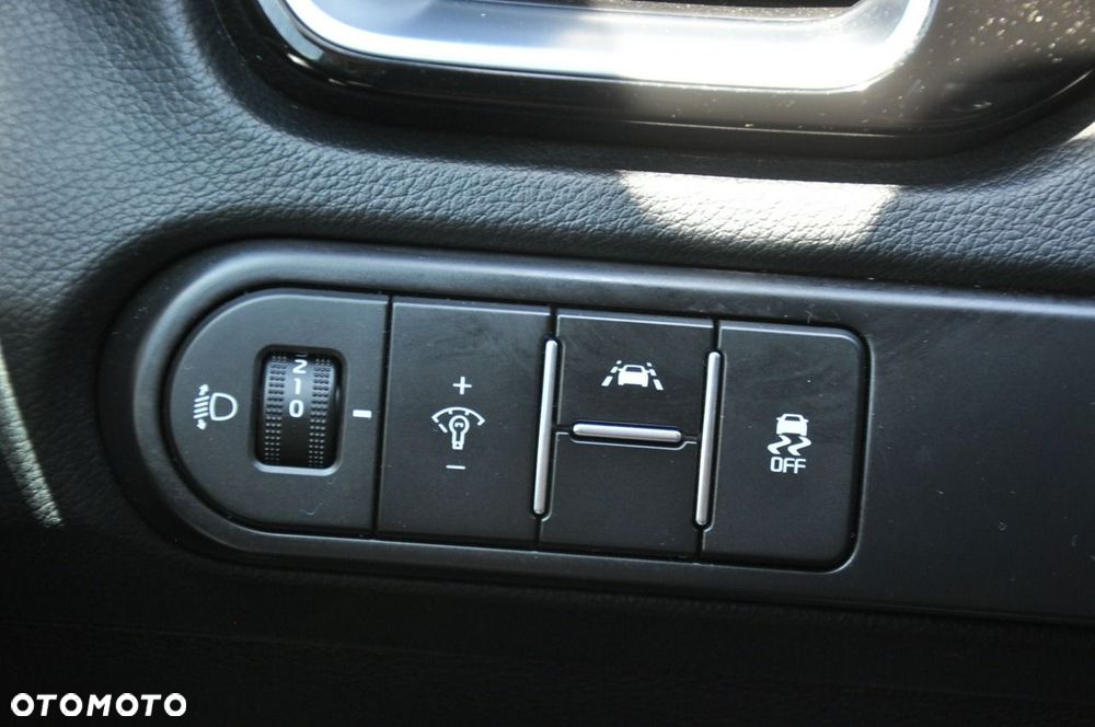 Kia Ceed 1.4 T-GDI DCT OPF Spirit - 19