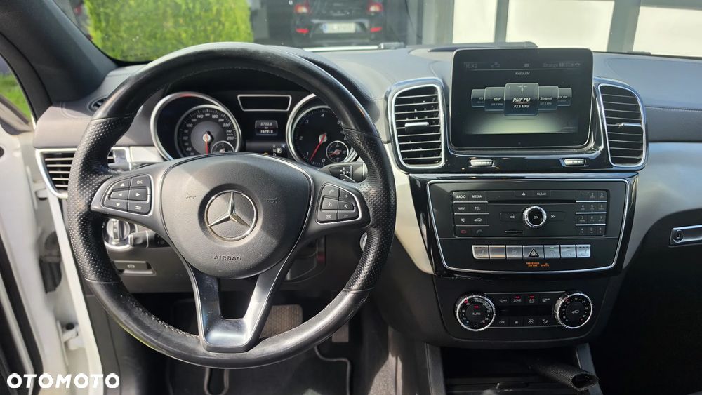 Mercedes-Benz GLE - 7