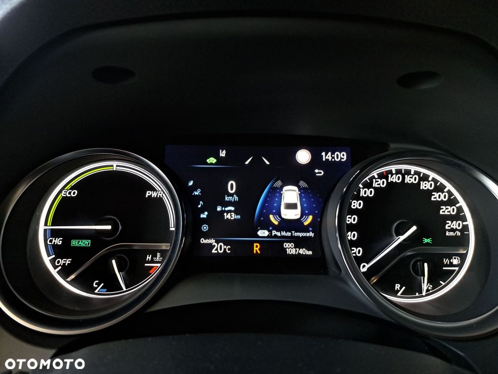 Toyota Camry 2.5 Hybrid Comfort CVT - 34