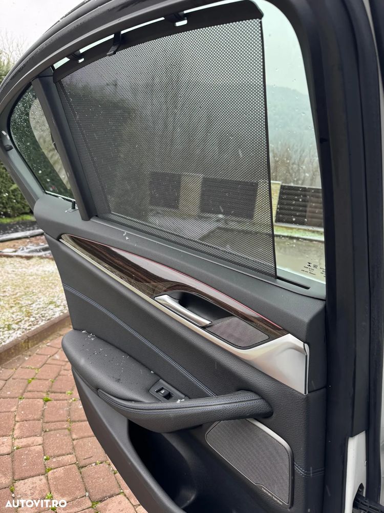 BMW Seria 5 530i xDrive Aut. Sport Line - 25