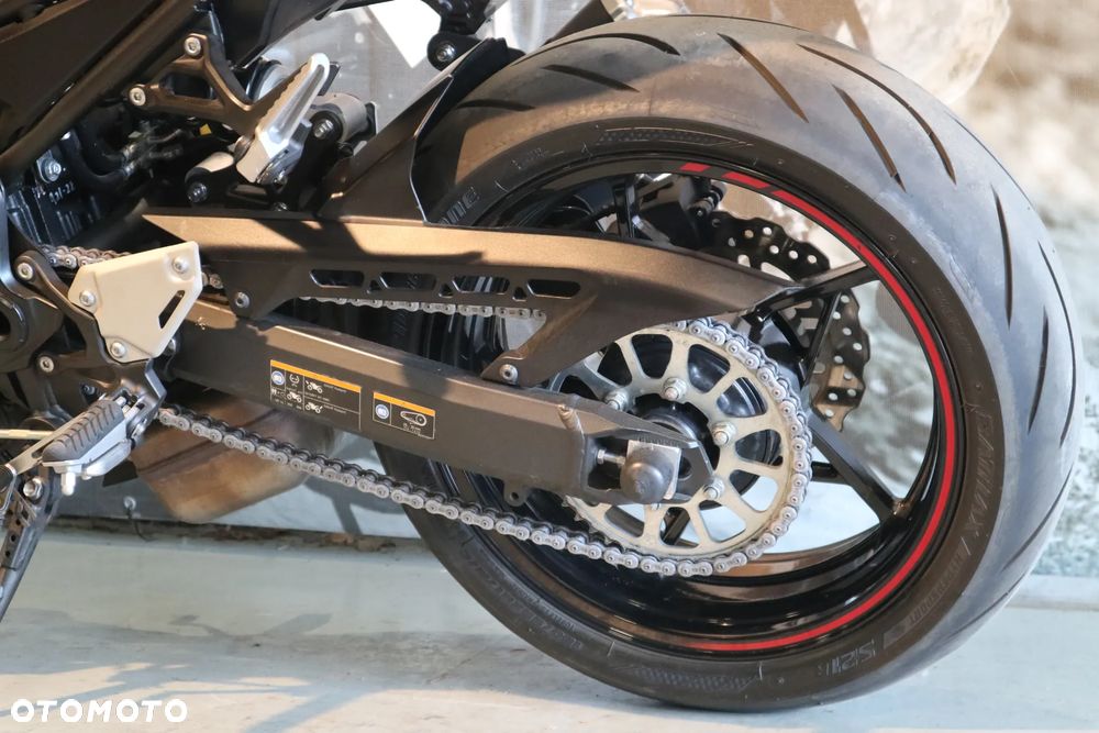 Kawasaki Z - 9