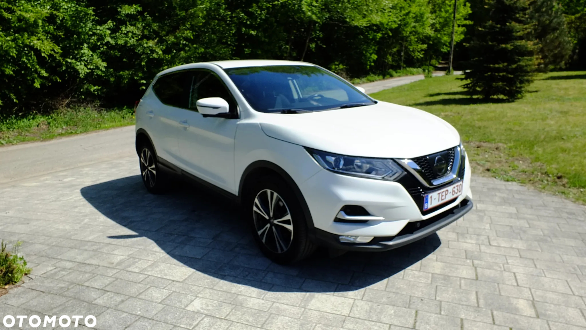 Nissan Qashqai 1.2 DIG-T N-Connecta EU6 - 4