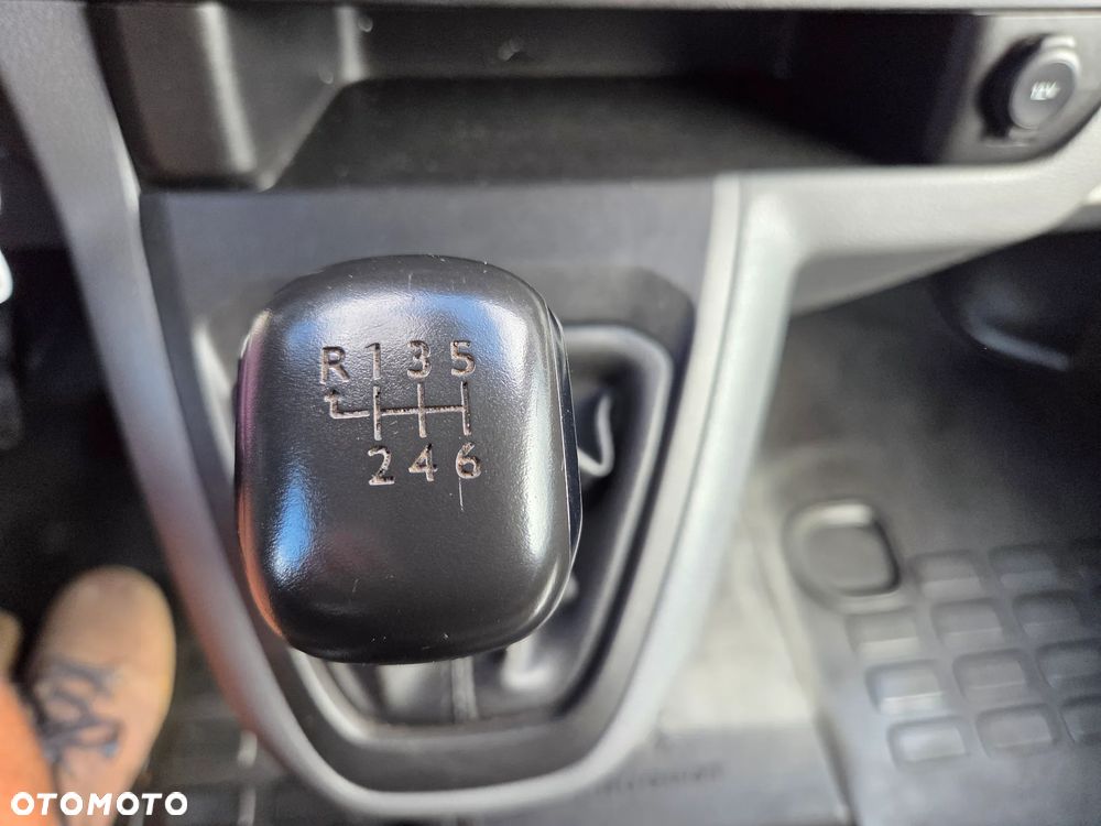 Peugeot Expert / 2.0 HDI 120KM / Furgon LONG L2 / Klima - 18