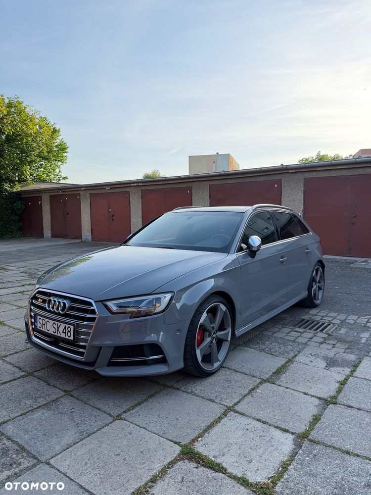 Audi S3 - 1