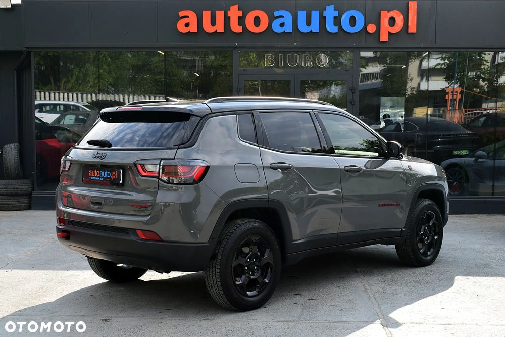 Jeep Compass - 31