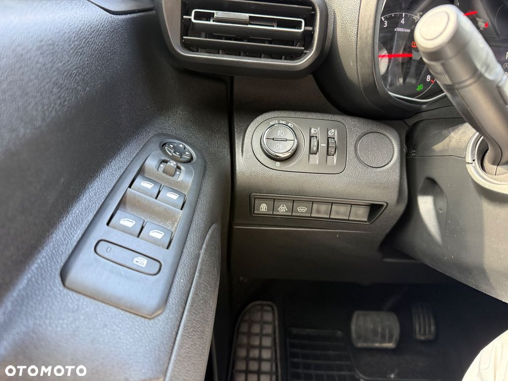 Opel Combo XL 1.5 CDTI Elite S&S - 20