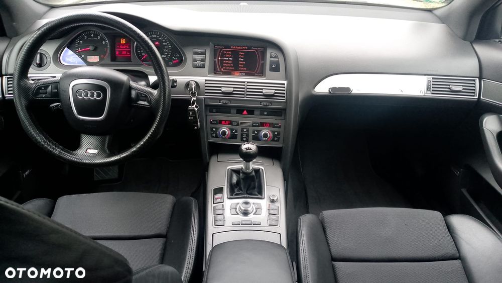 Audi A6 - 4