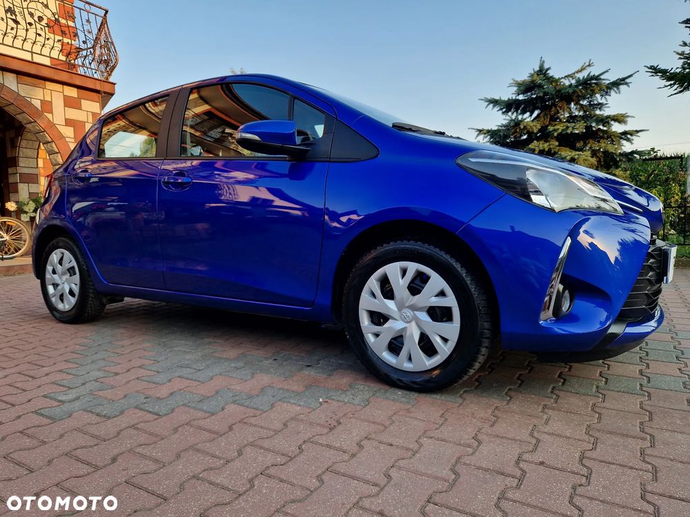 Toyota Yaris 1.5 Premium - 11