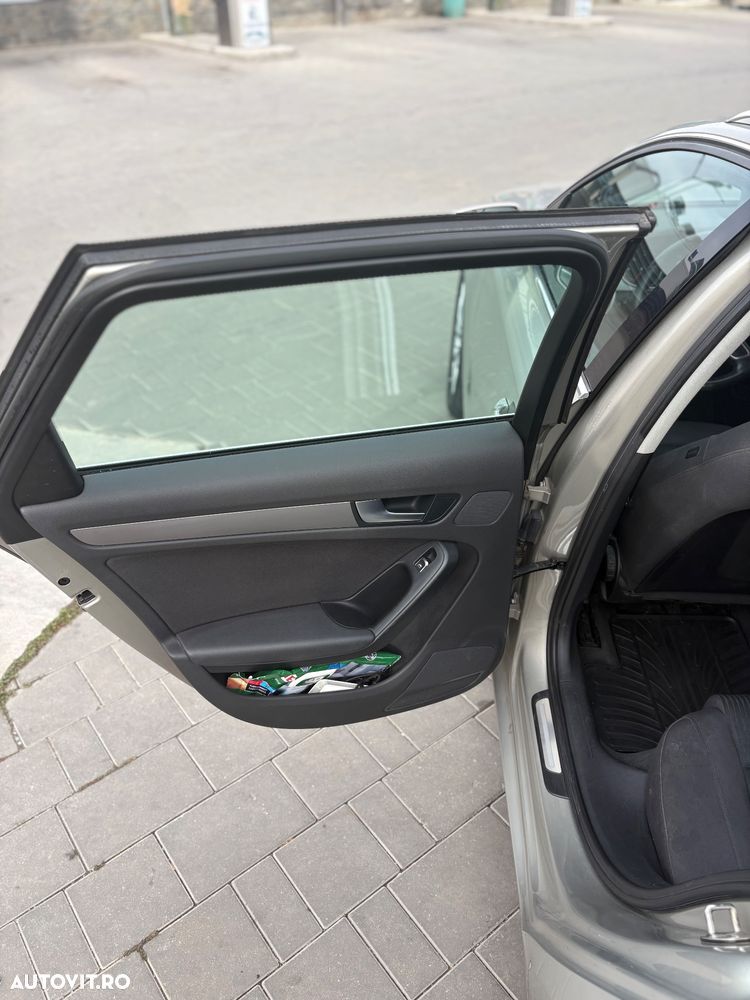 Audi A4 Avant 2.0 TDI - 15