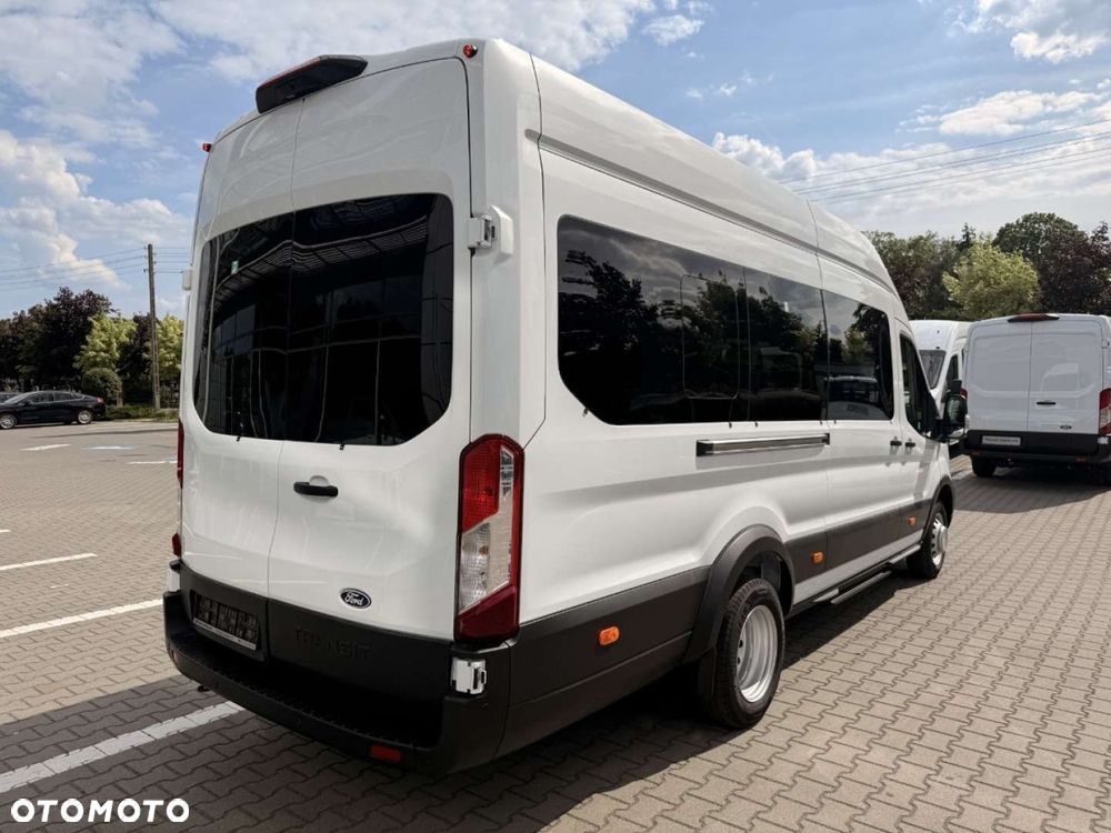 Ford Transit BUS M2 - 12