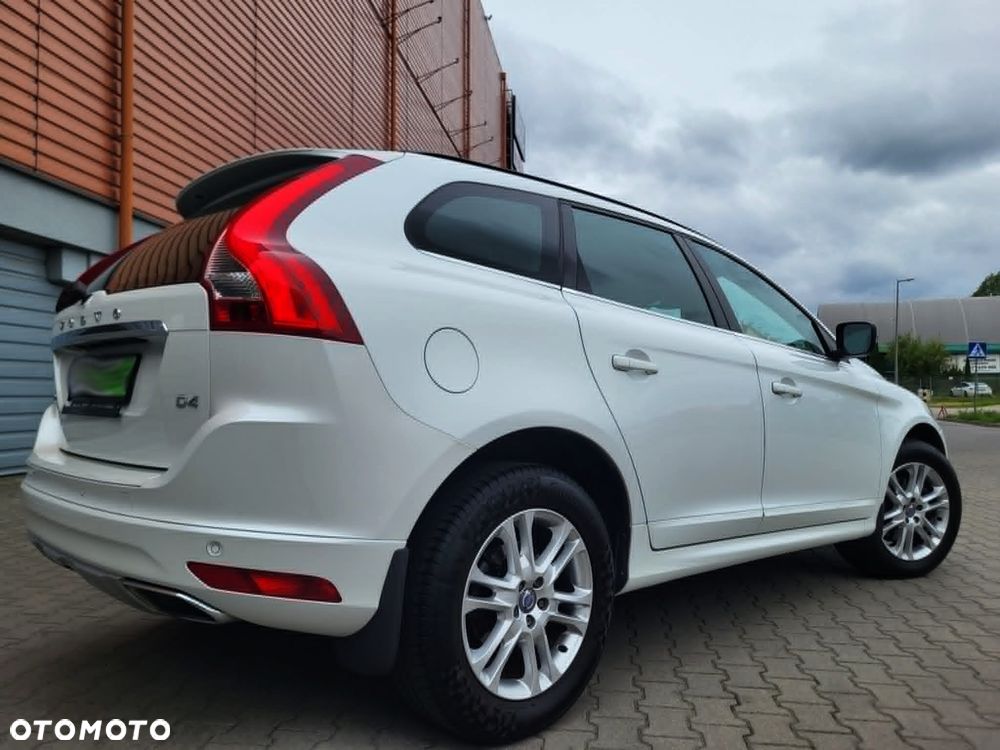 Volvo XC 60 D4 Geartronic Momentum - 5