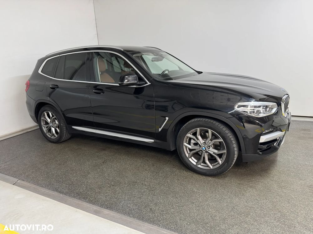 BMW X3 xDrive20d AT Luxury Line - 7