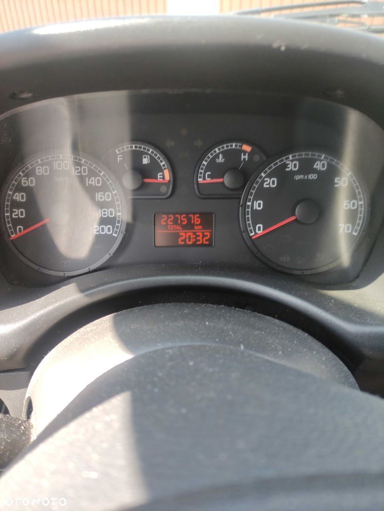 Fiat Punto - 4