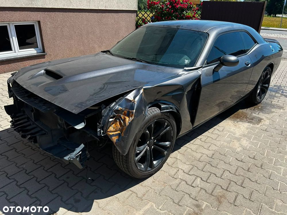 Dodge Challenger - 3
