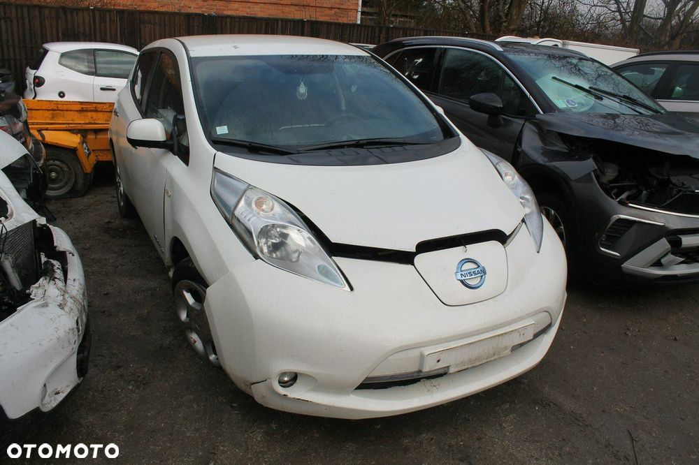 Nissan Leaf - 2