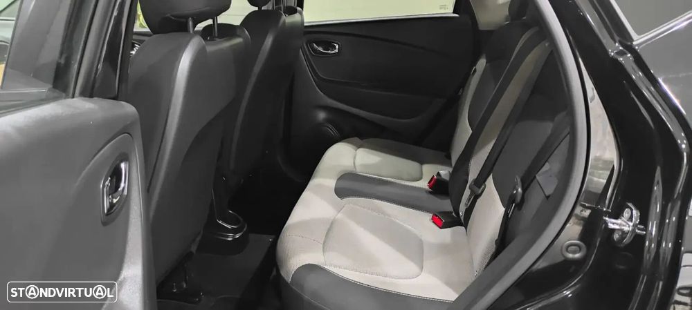 Renault Captur - 18
