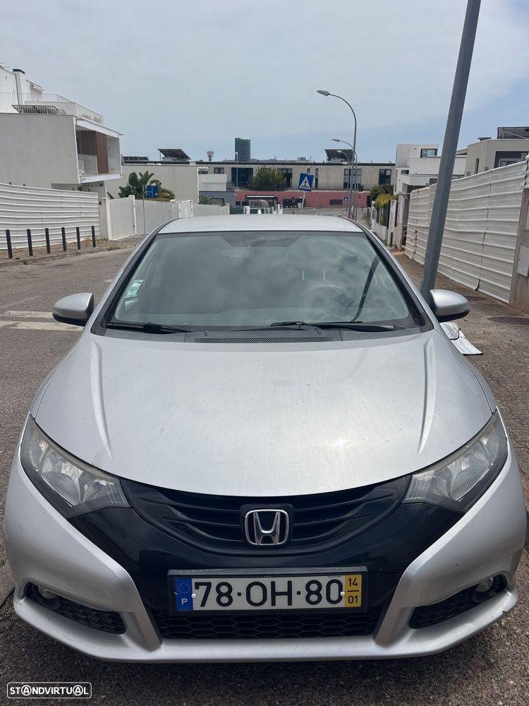 Honda Civic 1.4 i-VTEC Elegance - 1