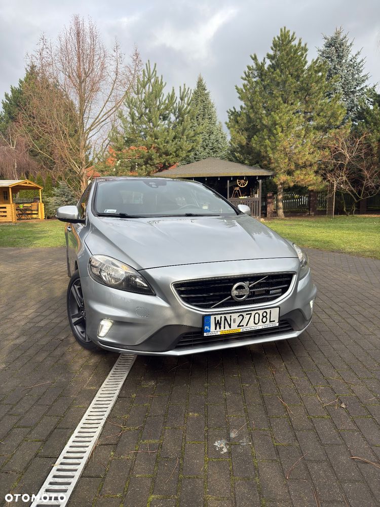 Volvo V40 D2 R-Design - 2