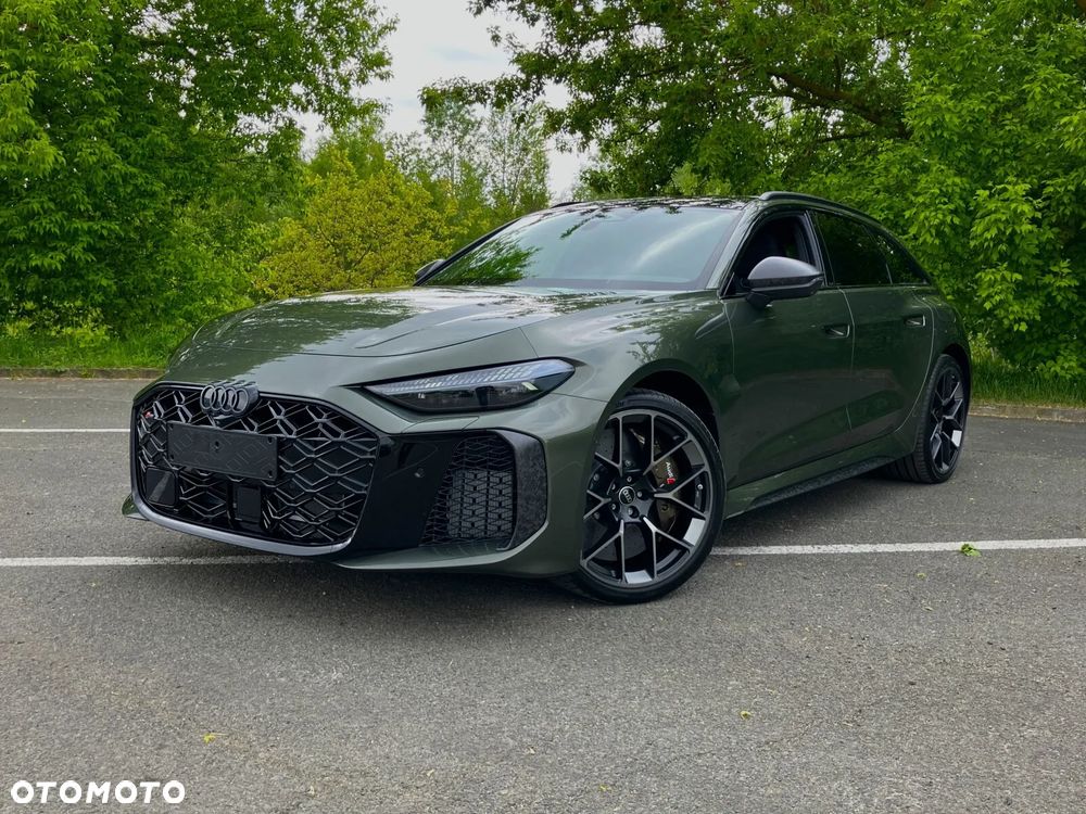 Audi RS5 Avant - 5