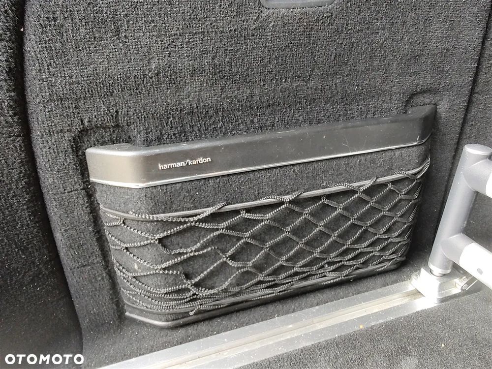 Mercedes-Benz Klasa C 350 CDI BlueEff Avantgarde 4-Matic - 23