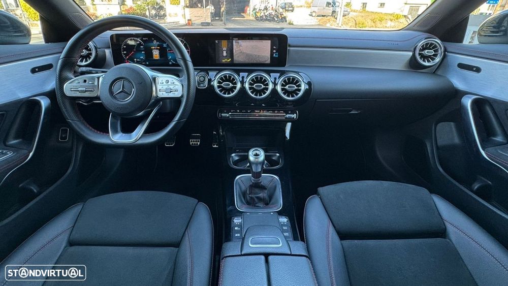 Mercedes-Benz CLA 180 d Shooting Brake AMG Line - 10