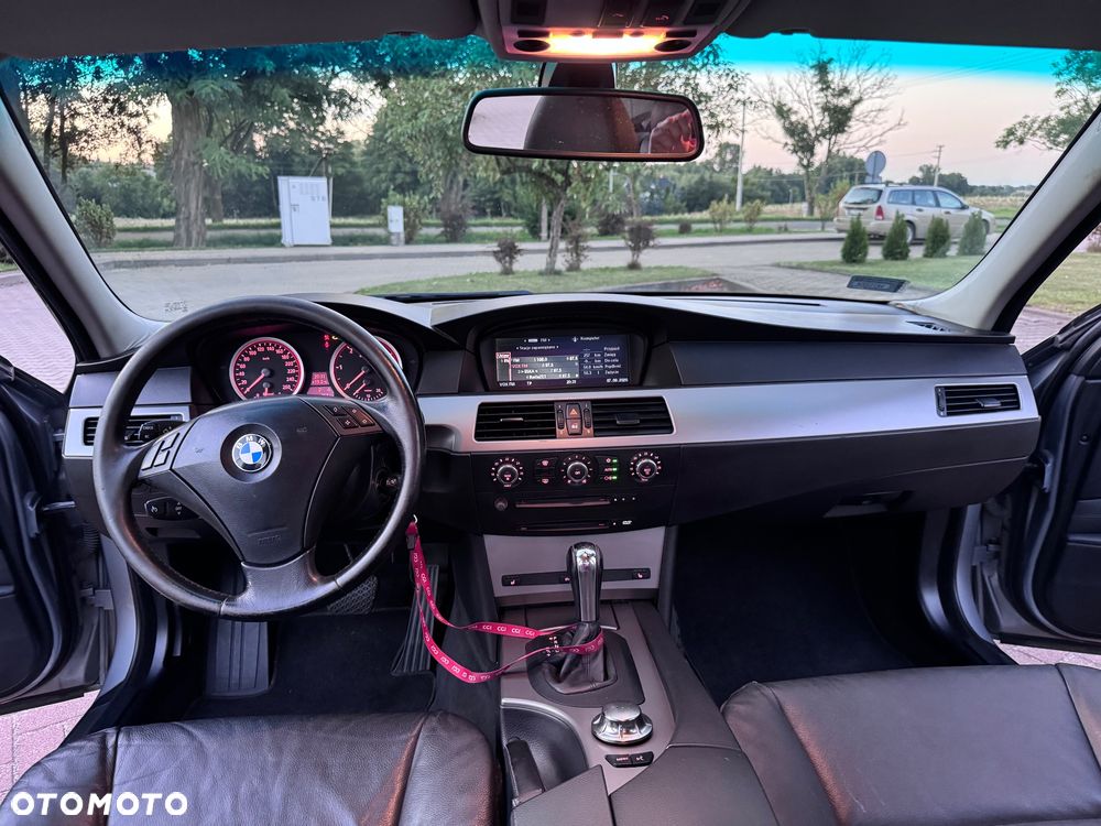 BMW Seria 5 - 13