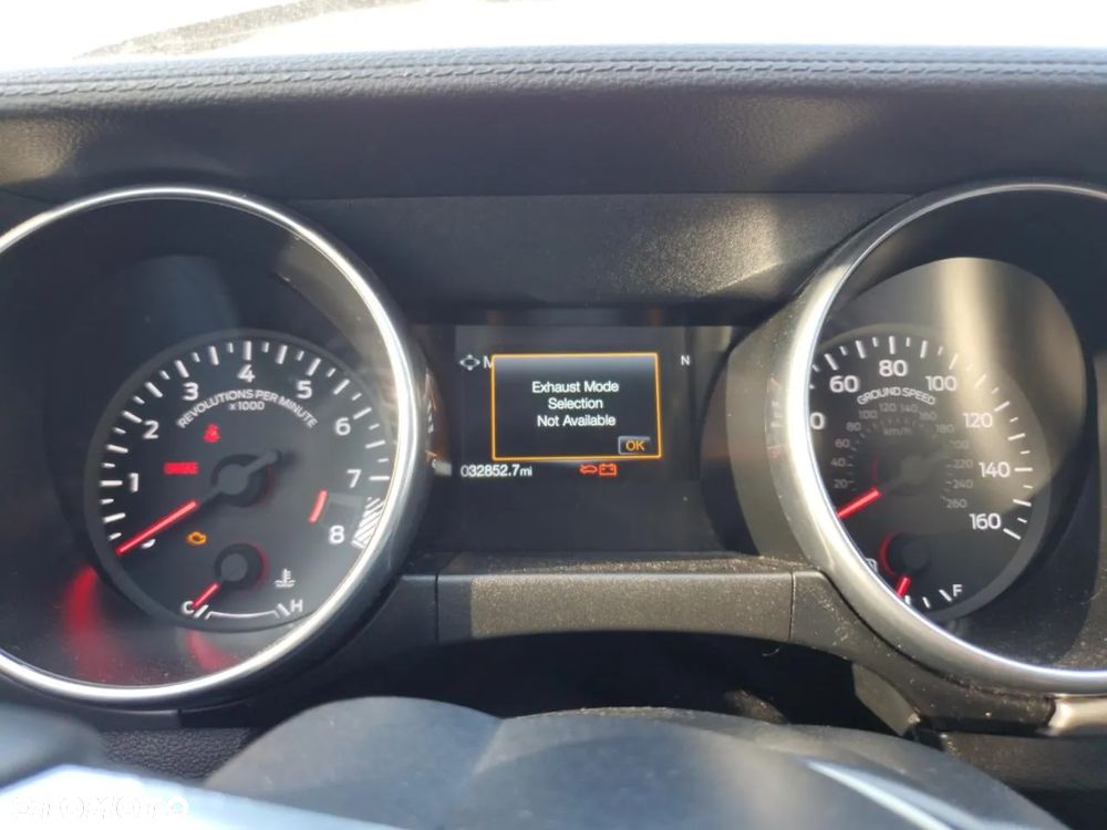 Ford Mustang 5.0 V8 GT - 11